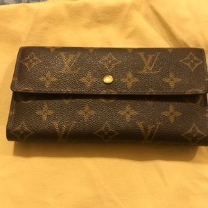 Authentic Louis Vuitton wallet